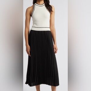 Sleeveless Ivory and Black Contrast Pleated Maxi Dress